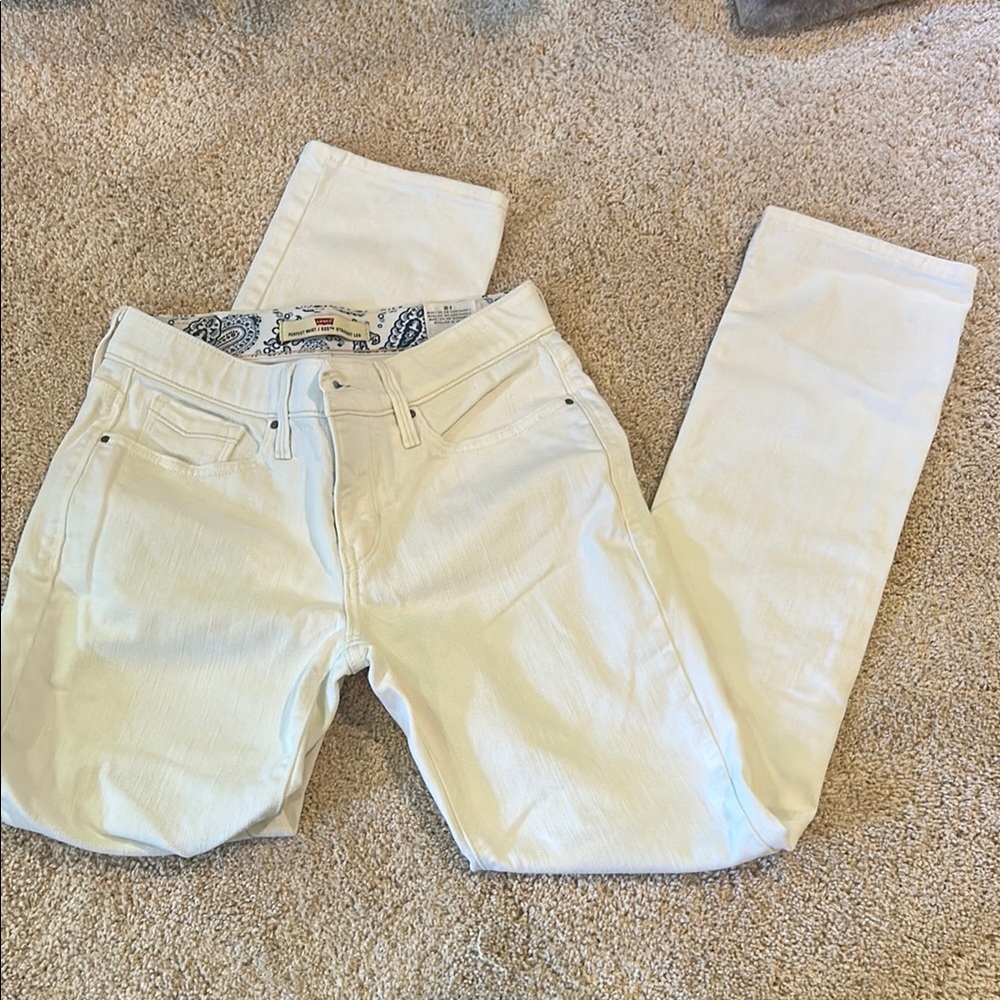 Levi's Cream Denim Jeans